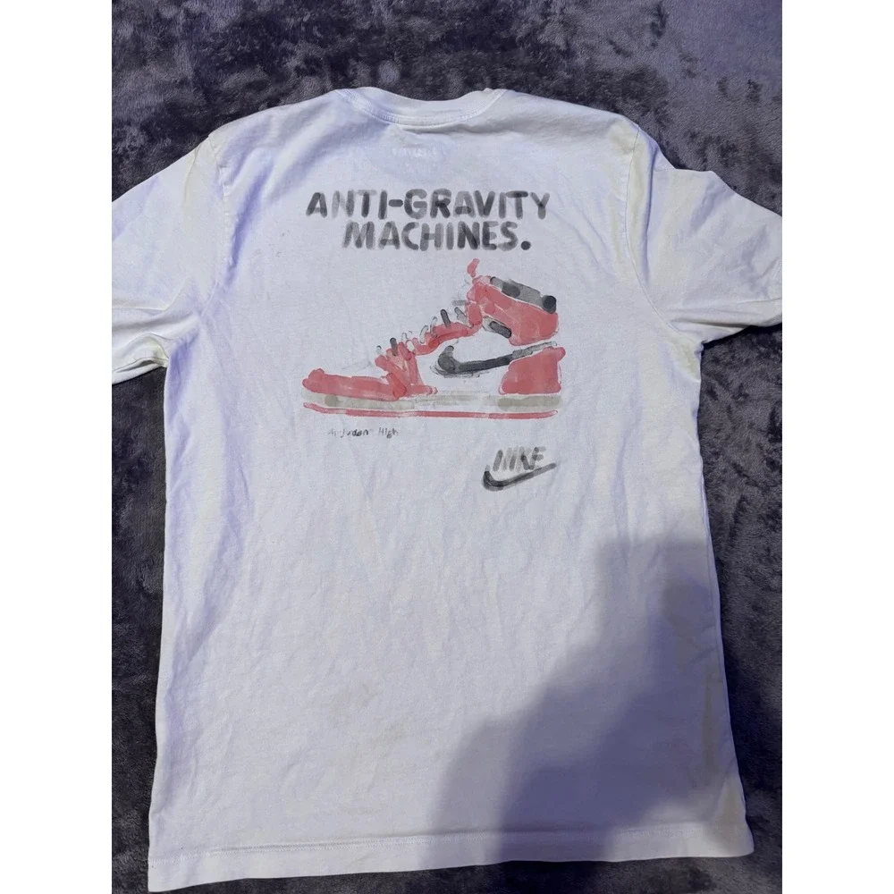 Jordan Anti-Gravity Machines Graphic T-Shirt White Mens Small AJ1 Back Print